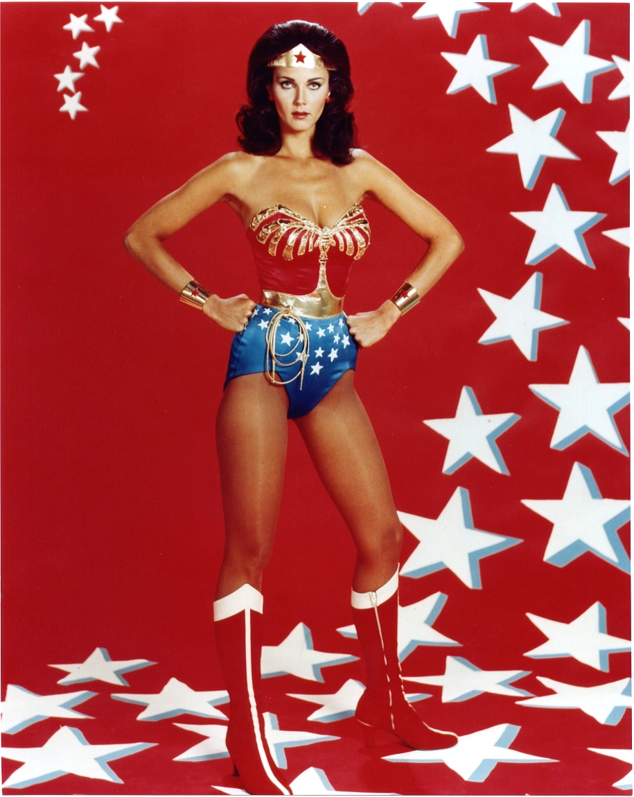 Lynda Carter poses as Wonder Woman for a studio publicity photograph promoting the CBS series "The New Adventures of Wonder Woman"